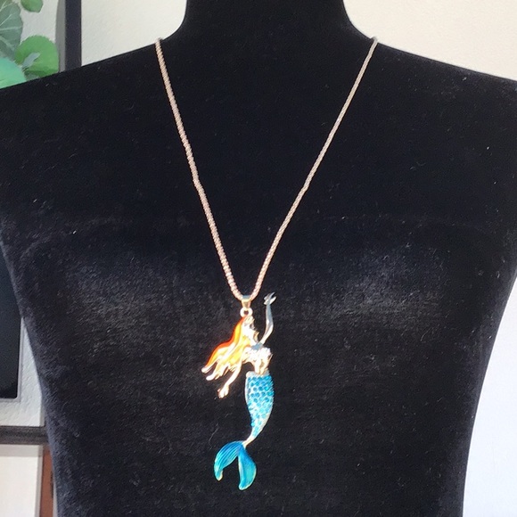 Boutique NEW - mermaid bling rhinestone necklace - Picture 2 of 5